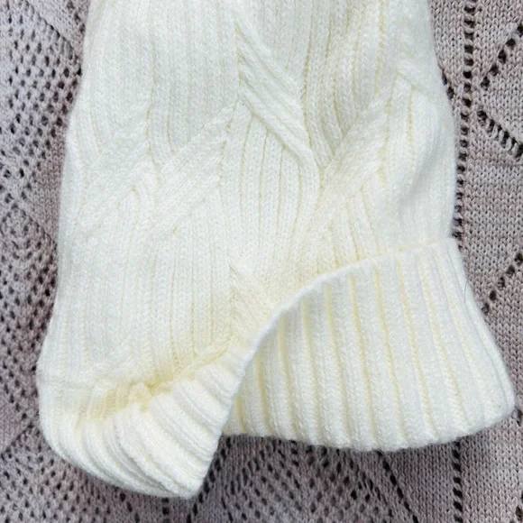 ZeroXposur Cream Knit Hat Pom Pom - Picture 5 of 7